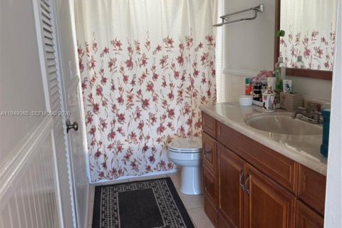 Купить кондоминиум в Помпано-Бич, Флорида 1 спальня, 82.68м2, № 2005156 - фото 15