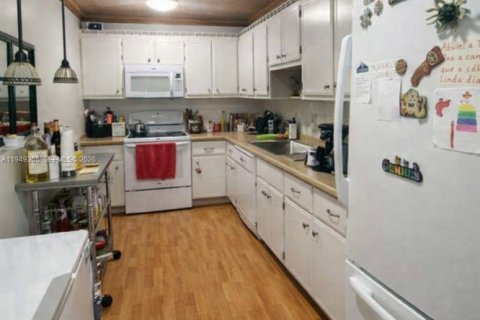 Купить кондоминиум в Помпано-Бич, Флорида 1 спальня, 82.68м2, № 2005156 - фото 11