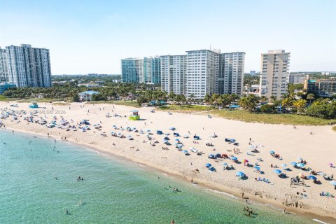 Copropriété à vendre à Pompano Beach, Floride: 1 chambre, 82.68 m2 № 2005156 - photo 29