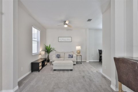 House in Ruskin, Florida 4 bedrooms, 215.9 sq.m. № 2124205 - photo 21