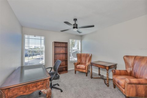 House in Ruskin, Florida 4 bedrooms, 215.9 sq.m. № 2124205 - photo 29