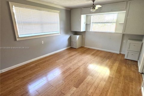 House in Jupiter, Florida 2 bedrooms, 114.08 sq.m. № 1857545 - photo 14