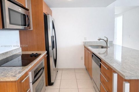 Copropriété à louer à Miami, Floride: 1 chambre, 78.78 m2 № 2006691 - photo 3