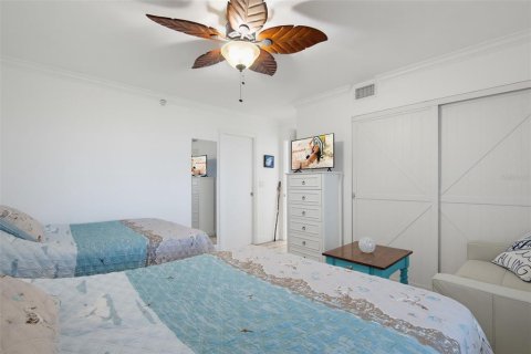 Condo in Daytona Beach Shores, Florida, 2 bedrooms № 2425536 - photo 30