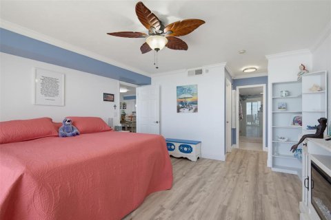 Condo in Daytona Beach Shores, Florida, 2 bedrooms № 2425536 - photo 23