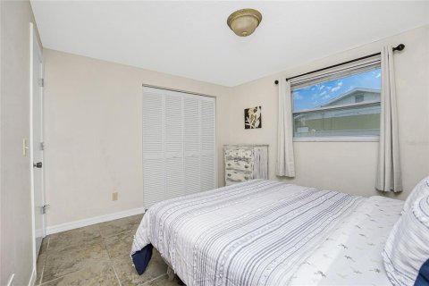 Villa ou maison à louer à Englewood, Floride: 2 chambres, 97.55 m2 № 1442392 - photo 20