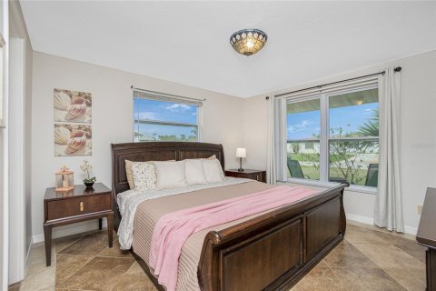 Villa ou maison à louer à Englewood, Floride: 2 chambres, 97.55 m2 № 1442392 - photo 14