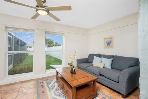 Villa ou maison à louer à Englewood, Floride: 2 chambres, 97.55 m2 № 1442392 - photo 24