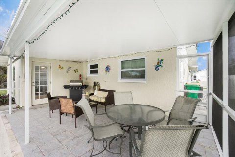 Villa ou maison à louer à Englewood, Floride: 2 chambres, 97.55 m2 № 1442392 - photo 27