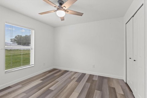 Casa en venta en Port St. Lucie, Florida, 4 dormitorios, 152.73 m2 № 1965317 - foto 22