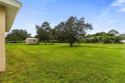 Casa en venta en Port St. Lucie, Florida, 4 dormitorios, 152.73 m2 № 1965317 - foto 30