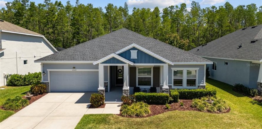 Casa en Odessa, Florida 4 dormitorios, 268.21 m2 № 1642378
