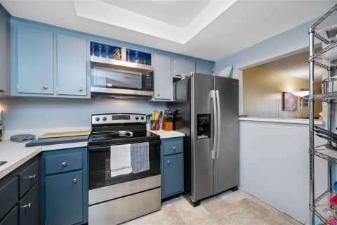 Condo in Largo, Florida, 1 bedroom  № 1684695 - photo 23