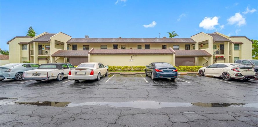Condo in Largo, Florida, 1 bedroom  № 1684695