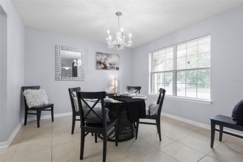 House in Palm Coast, Florida 4 bedrooms, 225.01 sq.m. № 2221295 - photo 24