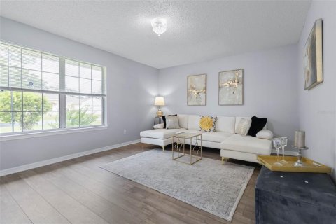 House in Palm Coast, Florida 4 bedrooms, 225.01 sq.m. № 2221295 - photo 27