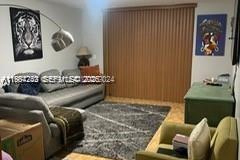 Copropriété à vendre à Miramar, Floride: 1 chambre, 83.61 m2 № 2049626 - photo 3