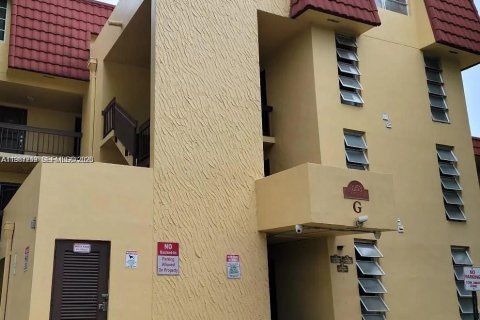 Copropriété à vendre à Miramar, Floride: 1 chambre, 83.61 m2 № 2049626 - photo 9