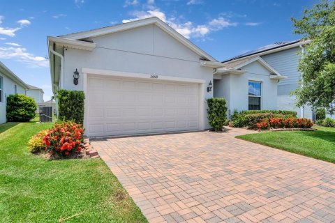 House in ESTATES AT LAKEVIEW PRESERVE in Winter Garden, Florida 3 bedrooms, 199.18 sq.m. № 1831927 - photo 2