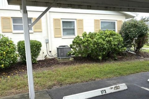 Copropriété à louer à Sun City Center, Floride: 2 chambres, 91.42 m2 № 2413732 - photo 4