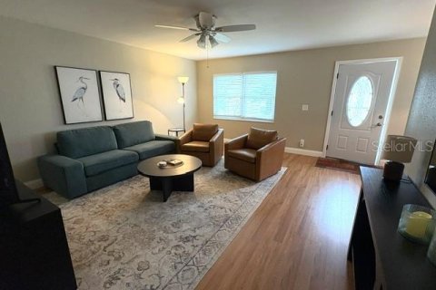 Copropriété à louer à Sun City Center, Floride: 2 chambres, 91.42 m2 № 2413732 - photo 6