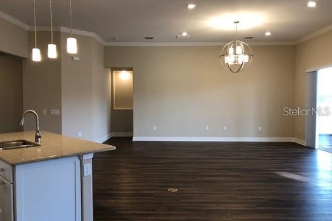 Casa en alquiler en Kissimmee, Florida, 4 dormitorios, 263.84 m2 № 2149321 - foto 7
