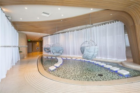 Condo in Miami, Florida, 1 bedroom  № 2017584 - photo 23