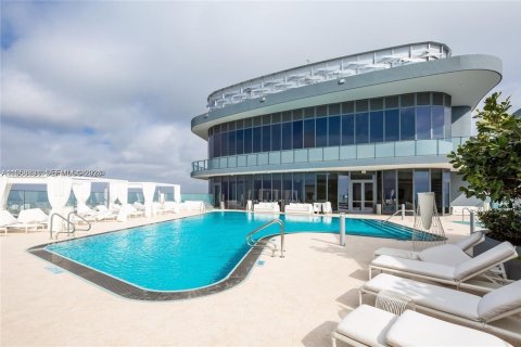 Condo in Miami, Florida, 1 bedroom  № 2017584 - photo 13