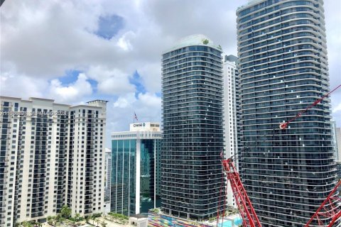 Condo in Miami, Florida, 1 bedroom  № 2017584 - photo 30