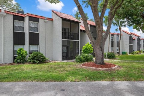 Copropriété à louer à Sarasota, Floride: 2 chambres, 81.38 m2 № 573467 - photo 2