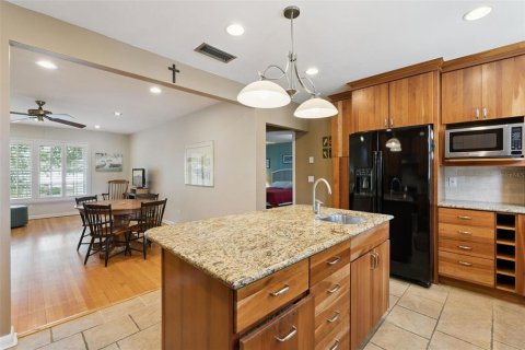 Villa ou maison à vendre à Orlando, Floride: 6 chambres, 298.49 m2 № 2208312 - photo 16