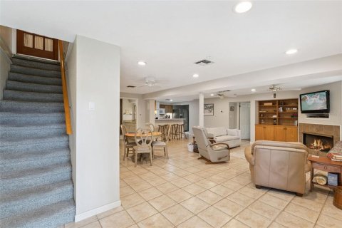 Villa ou maison à vendre à Orlando, Floride: 6 chambres, 298.49 m2 № 2208312 - photo 7