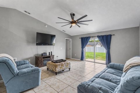 Casa en venta en Winter Haven, Florida, 3 dormitorios, 116.31 m2 № 2236834 - foto 6