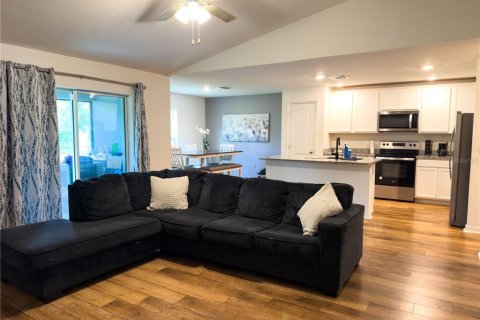 Casa en venta en Deltona, Florida, 3 dormitorios, 157.38 m2 № 1832742 - foto 6