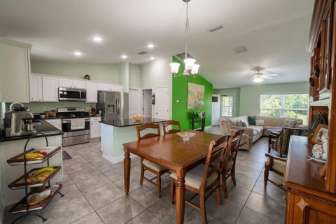 House in Ocala, Florida 3 bedrooms, 135.54 sq.m. № 2369335 - photo 12