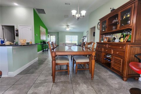 House in Ocala, Florida 3 bedrooms, 135.54 sq.m. № 2369335 - photo 11