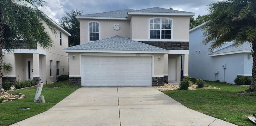 Casa en Oxford, Florida 3 dormitorios, 179.21 m2 № 1816671