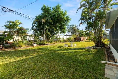 Casa en venta en Treasure Island, Florida, 3 dormitorios, 122.63 m2 № 2149475 - foto 30