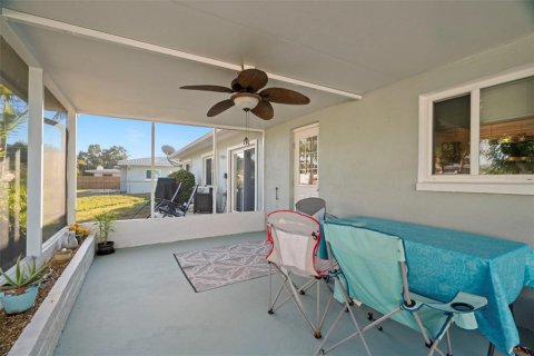 Casa en venta en Treasure Island, Florida, 3 dormitorios, 122.63 m2 № 2149475 - foto 25