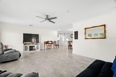 Casa en venta en Treasure Island, Florida, 3 dormitorios, 122.63 m2 № 2149475 - foto 5