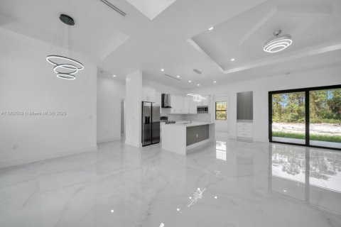 Купить виллу или дом в Лихай-Эйкерс, Флорида 3 спальни, 145.76м2, № 1954704 - фото 9