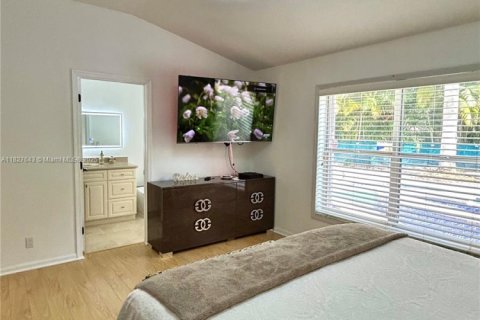 Casa en venta en Riviera Beach, Florida, 3 dormitorios, 146.41 m2 № 1800816 - foto 19