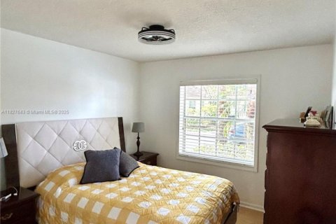 Casa en venta en Riviera Beach, Florida, 3 dormitorios, 146.41 m2 № 1800816 - foto 27