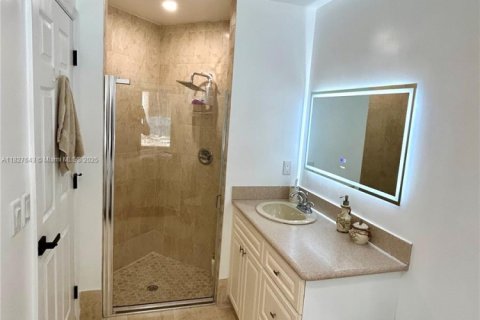 Casa en venta en Riviera Beach, Florida, 3 dormitorios, 146.41 m2 № 1800816 - foto 24