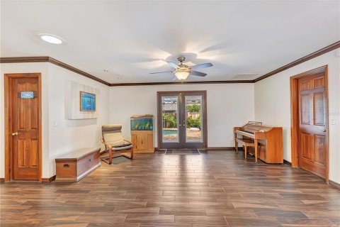 Casa en venta en Belle Isle, Florida, 4 dormitorios, 268.21 m2 № 2359164 - foto 9