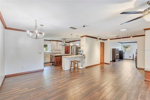 Casa en venta en Belle Isle, Florida, 4 dormitorios, 268.21 m2 № 2359164 - foto 11