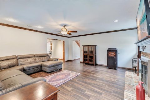 Casa en venta en Belle Isle, Florida, 4 dormitorios, 268.21 m2 № 2359164 - foto 7