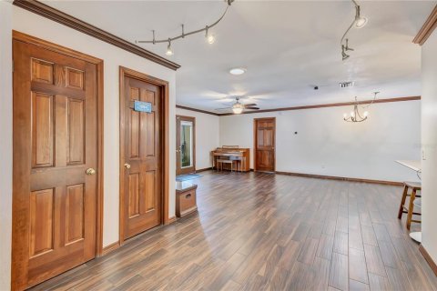 Casa en venta en Belle Isle, Florida, 4 dormitorios, 268.21 m2 № 2359164 - foto 8
