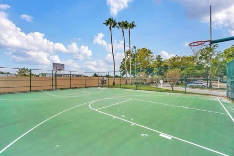 Condominio en venta en Orlando, Florida, 4 dormitorios, 122.91 m2 № 1849531 - foto 6