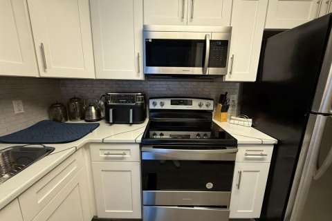 Condominio en venta en Orlando, Florida, 4 dormitorios, 122.91 m2 № 1849531 - foto 17